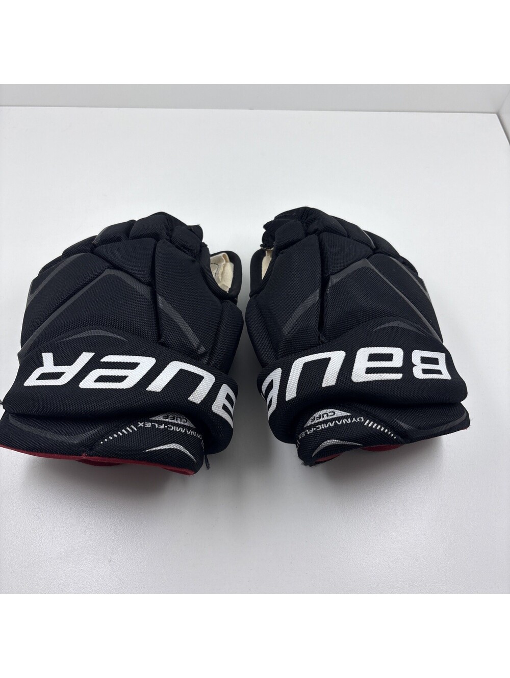Bauer Vapor X700 Size 10”-25cm Black Ice Hockey Gloves Good Condition